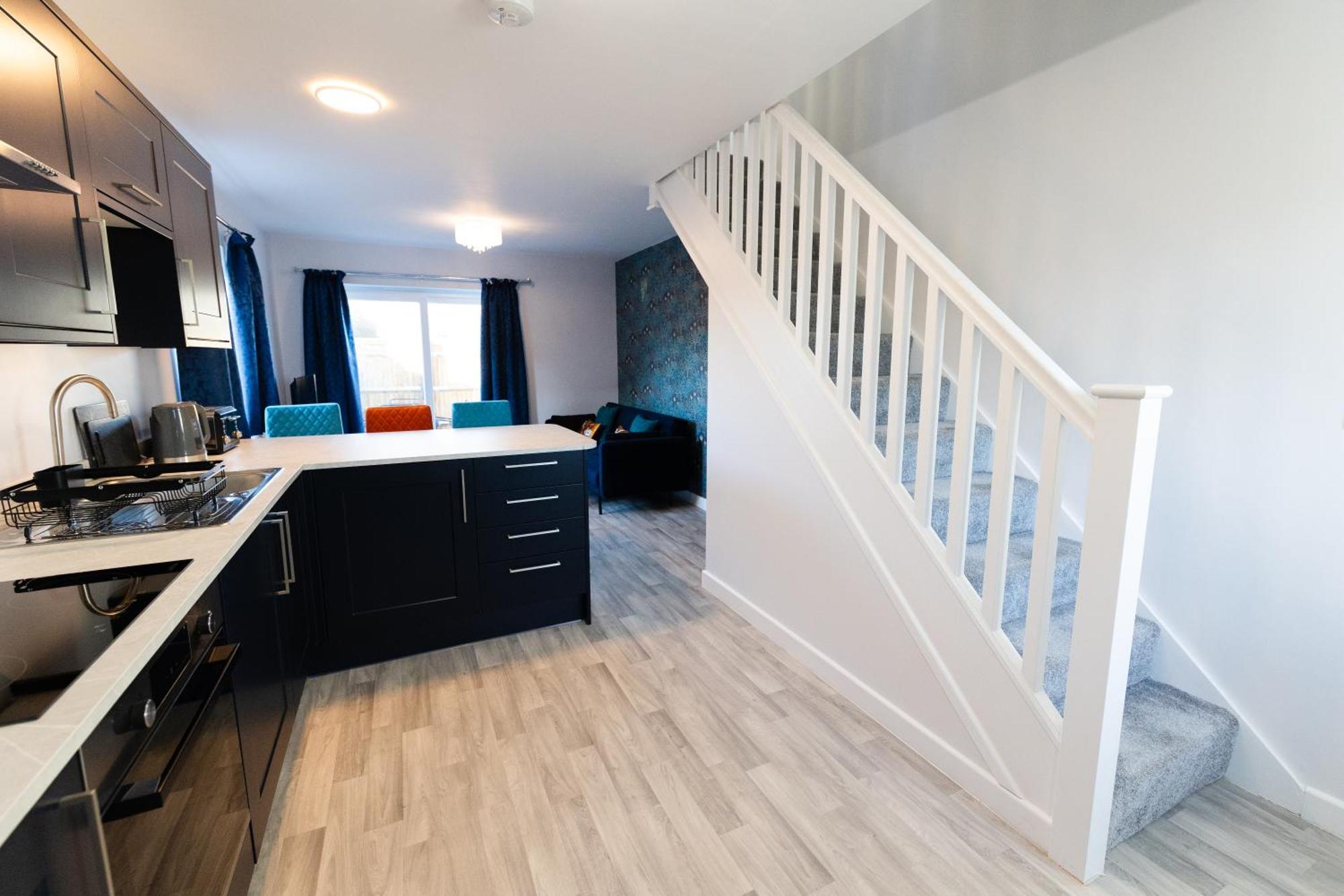 One Bridge End Apartment Певънси Екстериор снимка